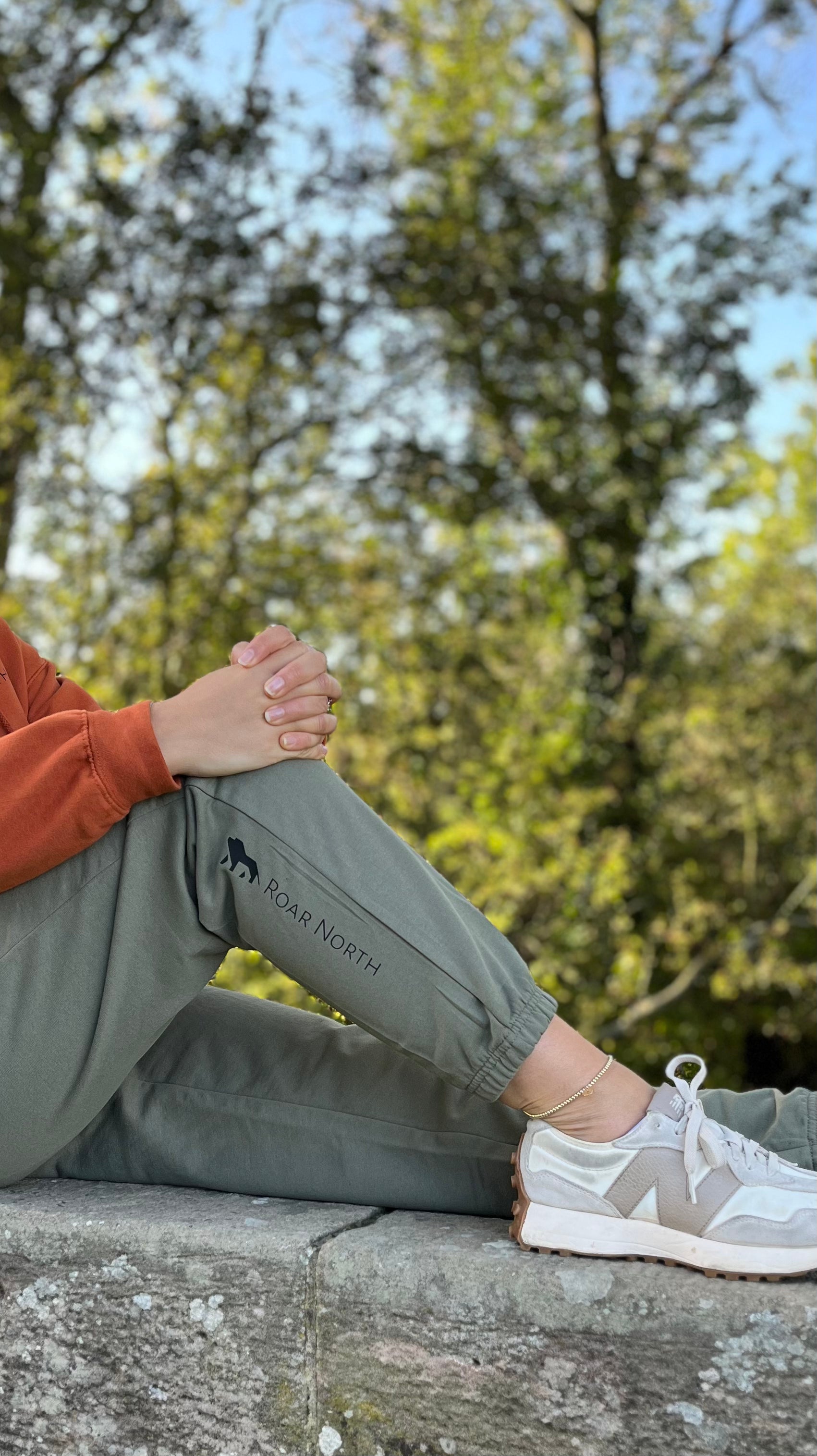 Khaki unisex cuffed joggers